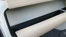 Land Rover Defender 3.0 D250 S 110 5dr Auto Diesel Estate